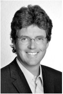 Großes Portrait Dr. Dieter Bischop
